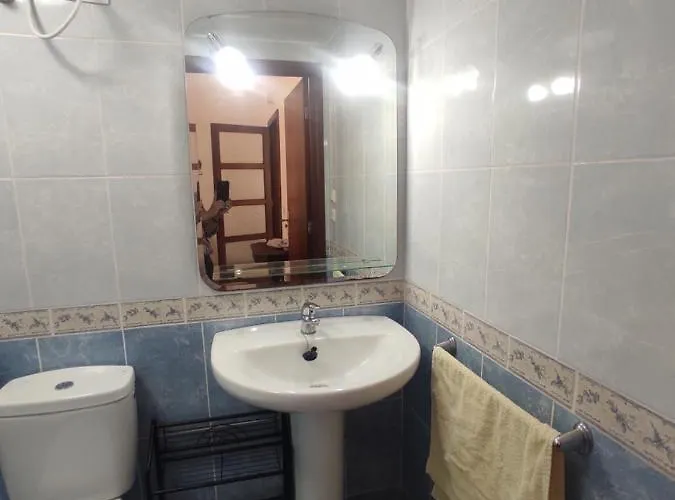 לינה וארוחת בוקר Tenerife 3*